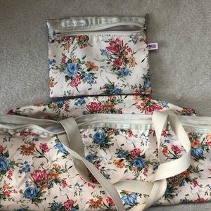 LeSportsac flowered tote with storage case